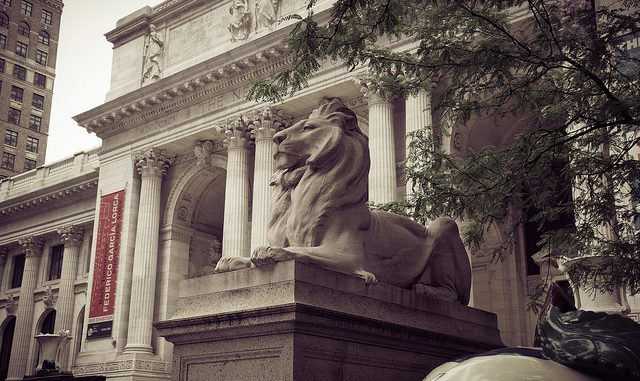 Lion statue outside the New York Public Library