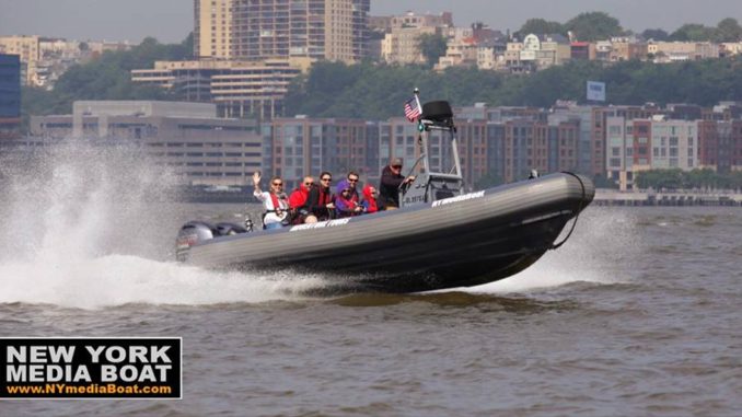 Speedboat takes passengers on a tour of the Hudson River