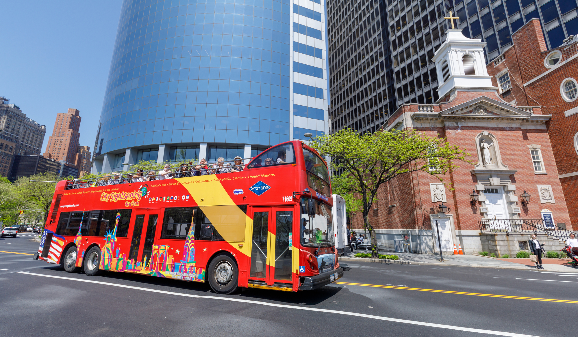 A picture of a New york Sightseeing Bus 