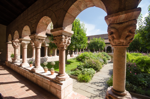 Courtyard view of the Cloisters Museum in New York