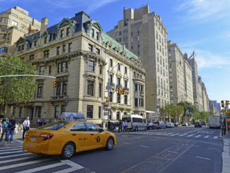 A picture of some of the hotels on 5th Avenue in Manhattan, New York C.